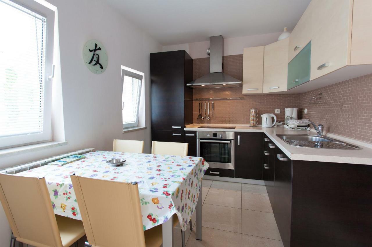 Apartman Kondic Omišalj Esterno foto