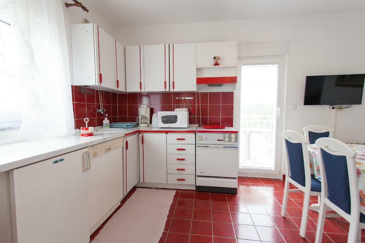 Apartman Kondic Omišalj Esterno foto